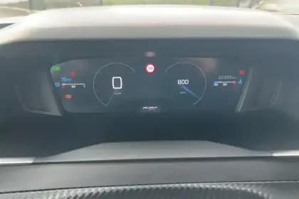 Photo 11 Peugeot 2008  100 S&S BVM6