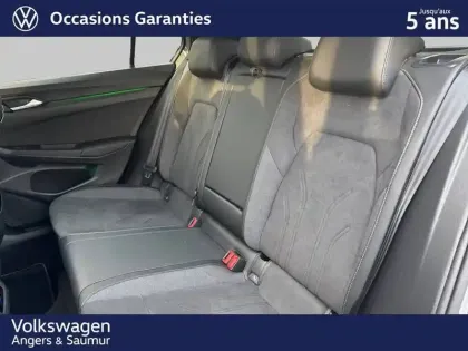 Photo 14 Volkswagen Golf  1.5 eTSI EVO2 150 DSG7