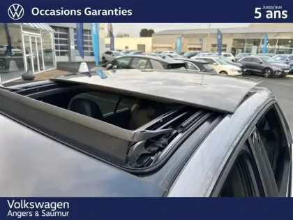 Photo 16 Volkswagen Golf  1.5 eTSI EVO2 150 DSG7