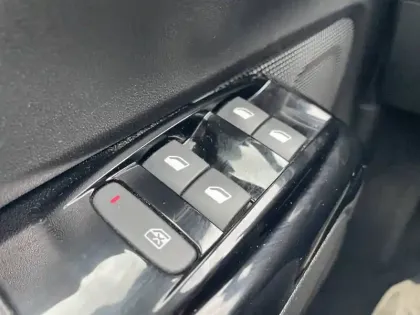 Photo 26 Citroën C3  PureTech 83 S&S BVM5