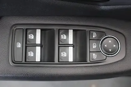 Photo 27 Renault Megane  E-Tech EV60 130ch optimum charge