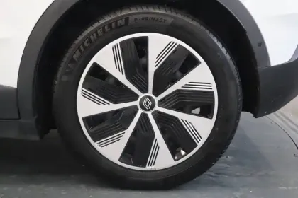 Photo 7 Renault Megane  E-Tech EV60 130ch optimum charge