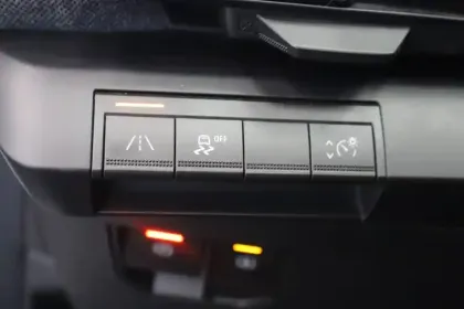 Photo 31 Renault Megane  E-Tech EV60 130ch optimum charge