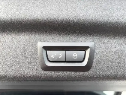 Photo 23 BMW X1  sDrive 18i 136ch DKG7