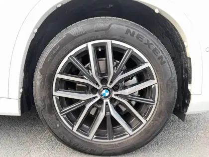 Photo 12 BMW X1  sDrive 18i 136ch DKG7