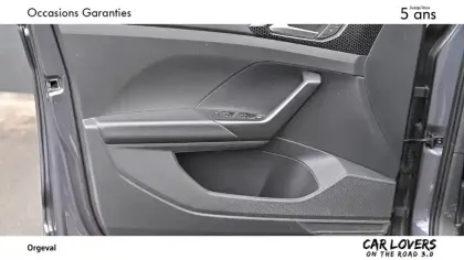 Photo 14 Volkswagen T-cross  1.0 TSI 110 Start/Stop BVM6