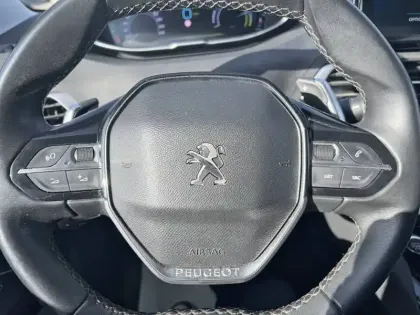 Photo 20 Peugeot 3008  Hybrid 225 e-EAT8