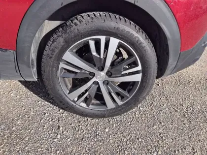 Photo 54 Peugeot 3008  Hybrid 225 e-EAT8