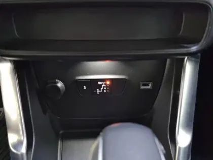 Photo 46 Citroën C3 Aircross  PureTech 130 S&S EAT6