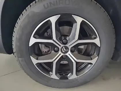 Photo 33 Citroën C3 Aircross  PureTech 130 S&S EAT6