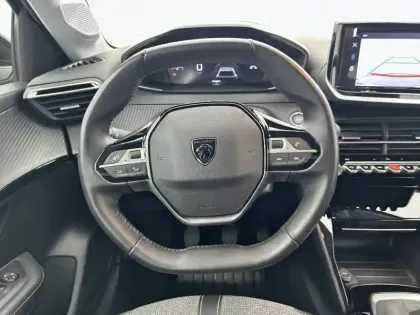 Photo 8 Peugeot 208  PureTech 100 S&S BVM6