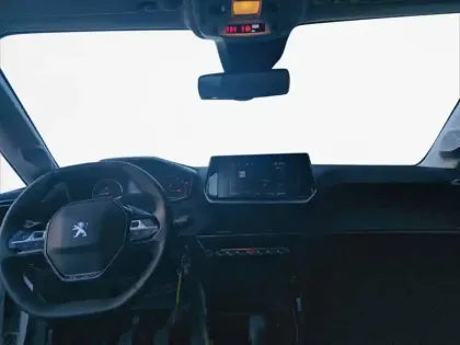 Photo 47 Peugeot 208  PureTech 75 S&S BVM5