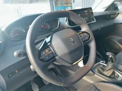 Photo 28 Peugeot 208 Gén. II Ph1 NG Active Pack 5