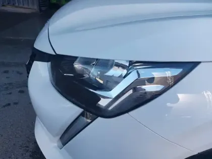 Photo 15 Peugeot 208  PureTech 75 S&S BVM5