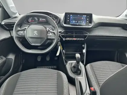 Photo 67 Peugeot 208  PureTech 75 S&S BVM5