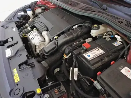 Photo 14 Peugeot 208  PureTech 100 S&S BVM6