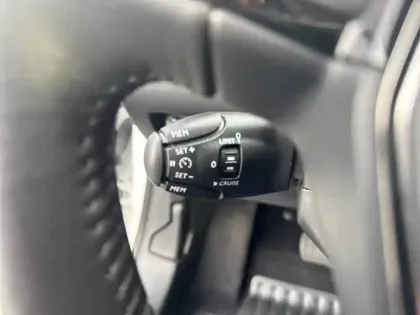 Photo 18 Peugeot 208  Electrique 50 kWh 136ch