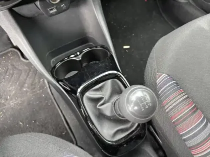 Photo 17 Citroën C1  VTi 72 S&S