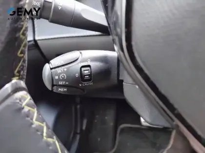 Photo 15 Peugeot 208  Electrique 50 kWh 136ch