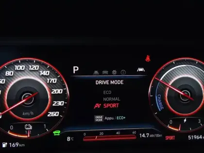 Photo 98 Hyundai Kona  Electrique 39 kWh - 136 ch