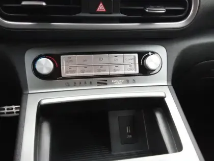 Photo 21 Hyundai Kona  Electrique 39 kWh - 136 ch