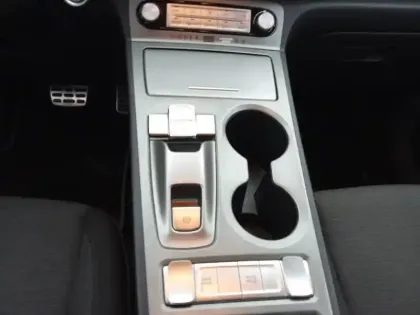 Photo 11 Hyundai Kona  Electrique 39 kWh - 136 ch