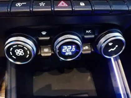 Photo 29 Renault Clio  Eco-G 100 GSR2