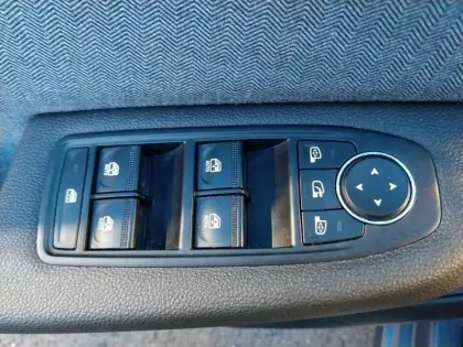 Photo 56 Renault Clio Gén. V (BJA) Ph2 Techno 5