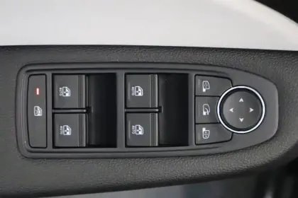 Photo 23 Renault Clio  Blue dCi 100 - 21N