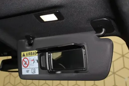 Photo 33 Renault Clio  Blue dCi 100 - 21N