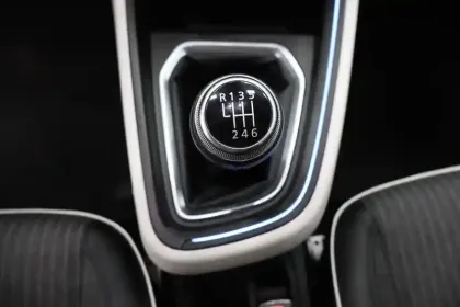 Photo 28 Renault Clio  Blue dCi 100 - 21N