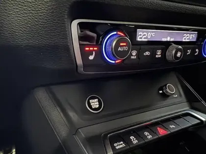 Photo 18 Audi Q3  Sportback 35 TDI 150 ch S tronic 7