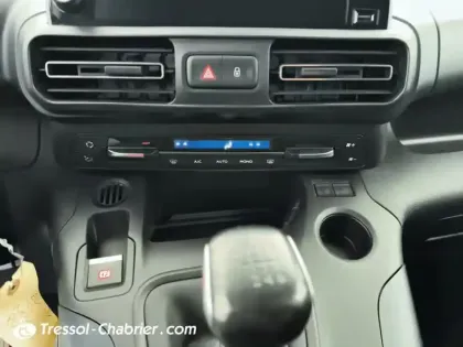 Photo 12 Peugeot Rifter  Standard BlueHDi 130 S&S BVM6 Active