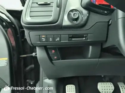 Photo 16 DS DS 5 DS5 BlueHDi 180 S&S EAT6 Sport Chic