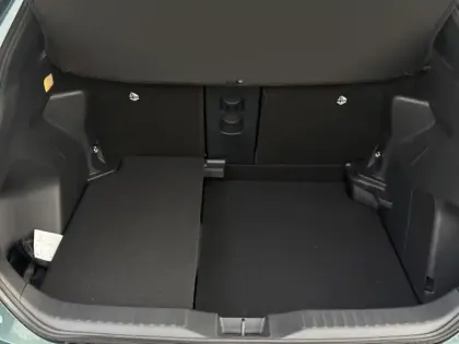 Photo 9 Toyota Yaris Hybride 1.5 HYBRID 130H DESIGN AUTO 2WD