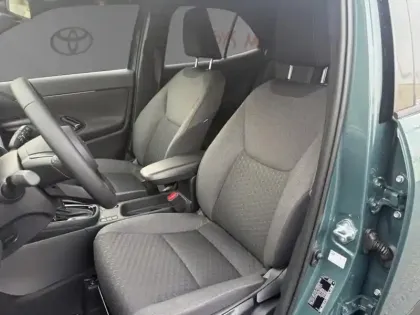 Photo 11 Toyota Yaris Hybride 1.5 HYBRID 130H DESIGN AUTO 2WD