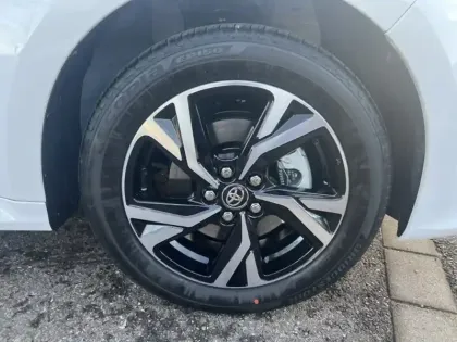 Photo 8 Toyota Yaris Hybride 116H DESIGN PACK MY25