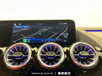 Photo 19 Mercedes GLA 200 d AMG Line