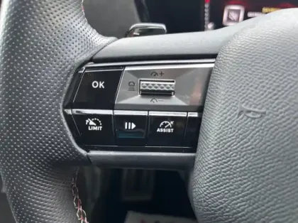 Photo 15 DS DS 4 PureTech 180ch Performance Line + Automatique