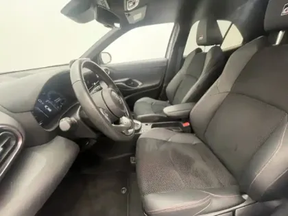 Photo 9 Toyota Yaris Hybride 1.5 HYBRID 130H GR SPORT TECHNO MC 24