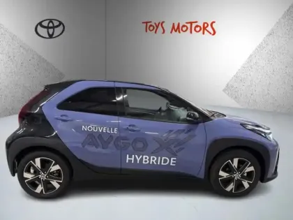 Photo 5 Toyota Aygo Hybride 116h Graphic CROSSOVER GRAPHI