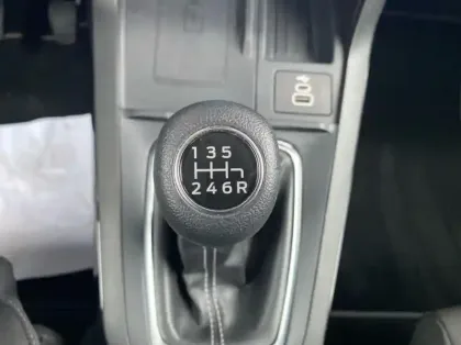 Photo 7 Ford Puma 1.0 EcoBoost Hybrid 125ch Titanium Business S&S