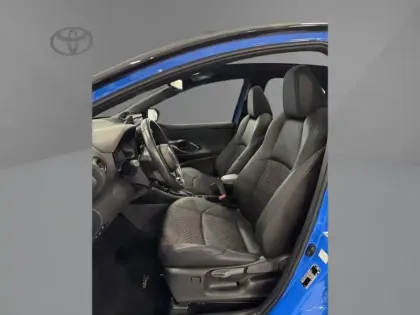 Photo 9 Toyota Yaris Hybride 130h Première PREMIERE