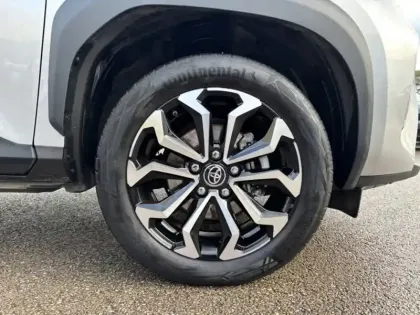 Photo 8 Toyota Yaris Hybride 1.5 HYBRID 116H DESIGN AUTO