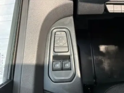 Photo 5 Renault Trafic Combi L1 2.0 Blue dCi 150ch S&S Zen 8 places E6E