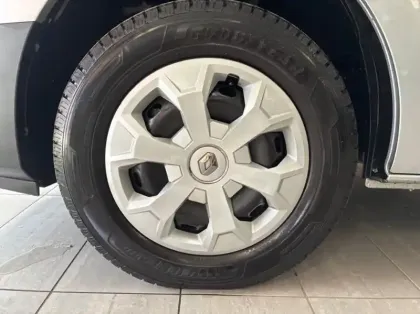 Photo 13 Renault Trafic Combi L1 2.0 Blue dCi 150ch S&S Zen 8 places E6E