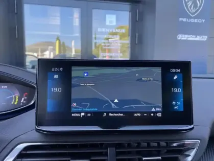 Photo 9 Peugeot 5008 II Hybrid 136 e-DCS6 Allure Pack