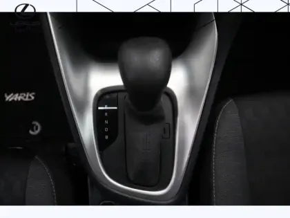 Photo 14 Toyota Yaris Hybride 116h Dynamic