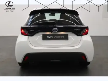 Photo 8 Toyota Yaris Hybride 116h Dynamic