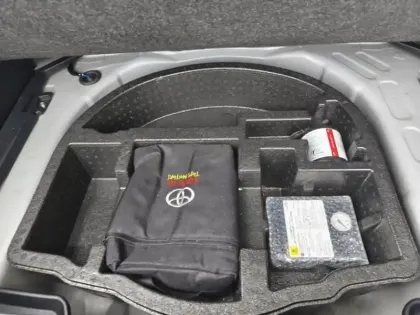 Photo 11 Toyota Yaris 1.5 HYBRID 116H DESIGN AUTO